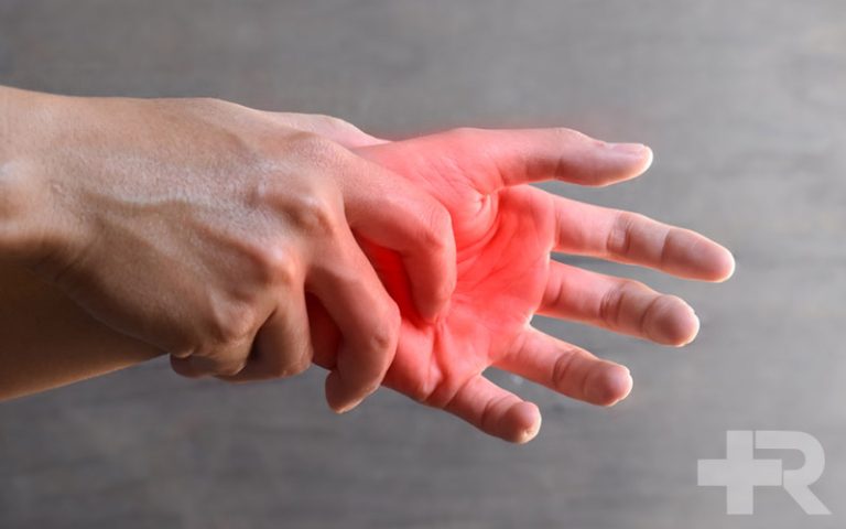 علت خارش کف دست