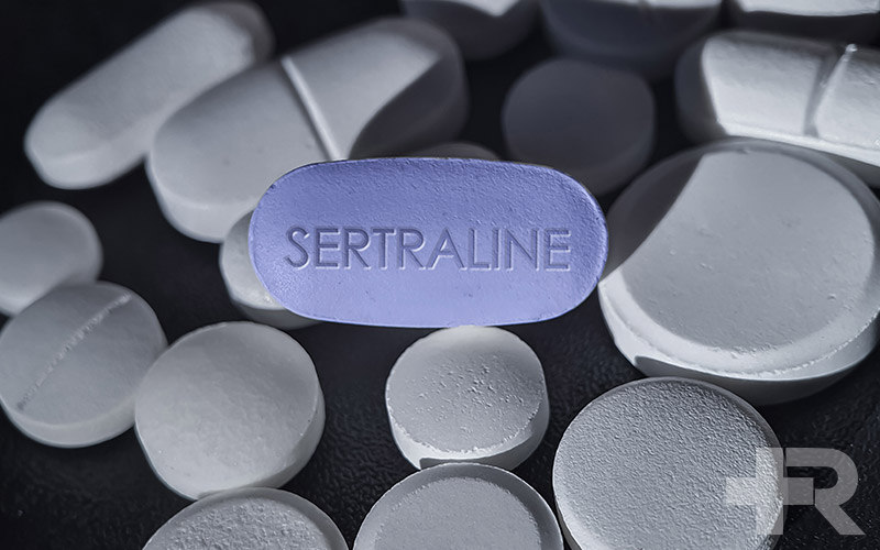 قرص سرترالین باید با نسخه و دستور پزشک مصرف شود.