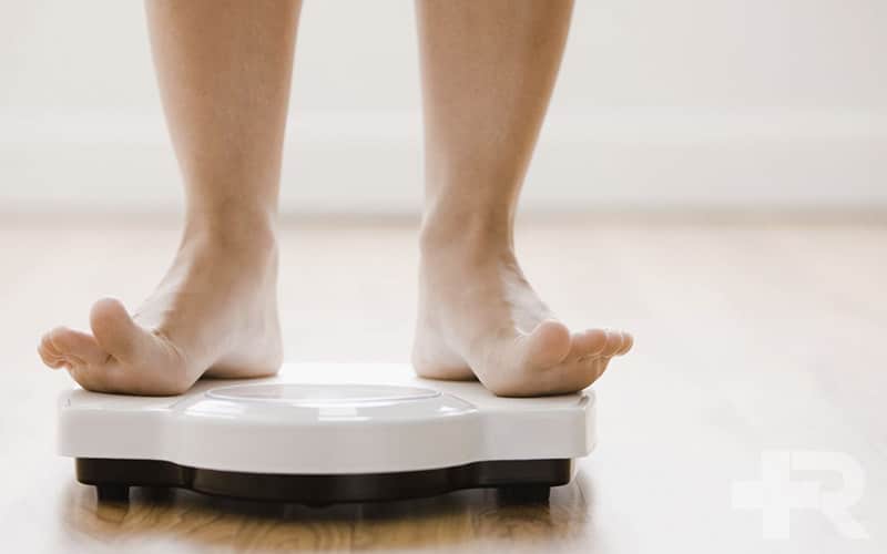 مصرف قرص ایزوفیت باید تحت نظر مربی بدنسازی یا کارشناس تغذیه باشد.