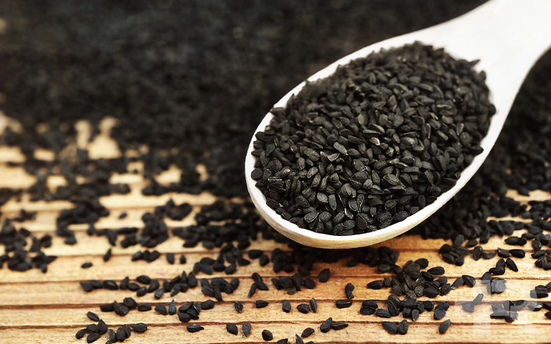 سیاه دانه دارای خواص زیادی برای بدن و سلامتی انسان است.
