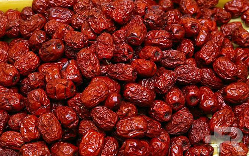 یکی از خواص مهم عناب برای زنان شامل کاربرد قاعدگی در زنان است.