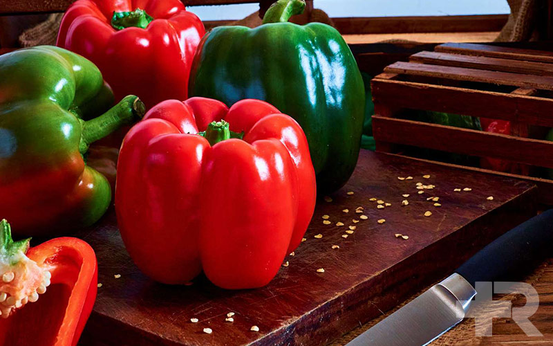 یکی دیگر از خواص فلفل دلمه، مزه جالب و کاربرد آن در انواع غذاها و خوراکی جات است.